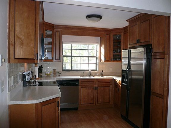 5th image of 322 Los Prados Dr