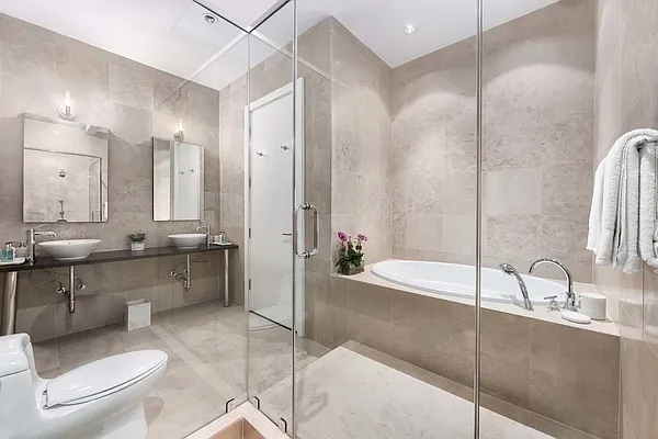 Rented by Compass | media 10