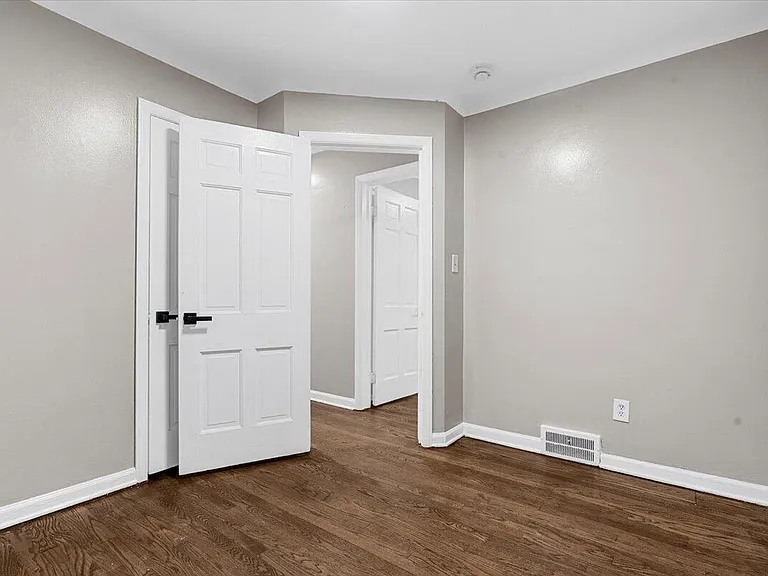 18760 Faust Ave — Photo 12