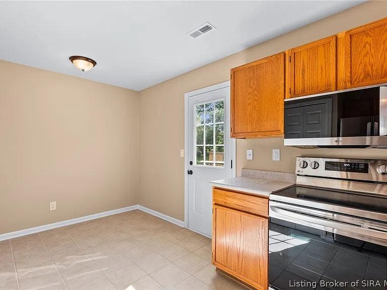 105 Brewer Dr #2 — Photo 8