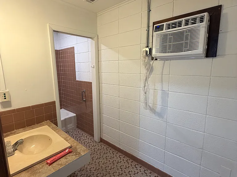 1355 E Main St #34 — Photo 5