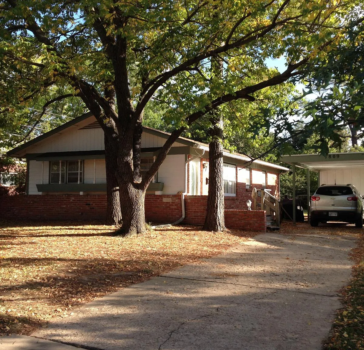 4 bed, 2.5 bath, 2000 sqft, $1,550 — Photo 3