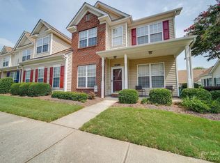 10711 Yellow Tail Ct, Charlotte, NC 28270