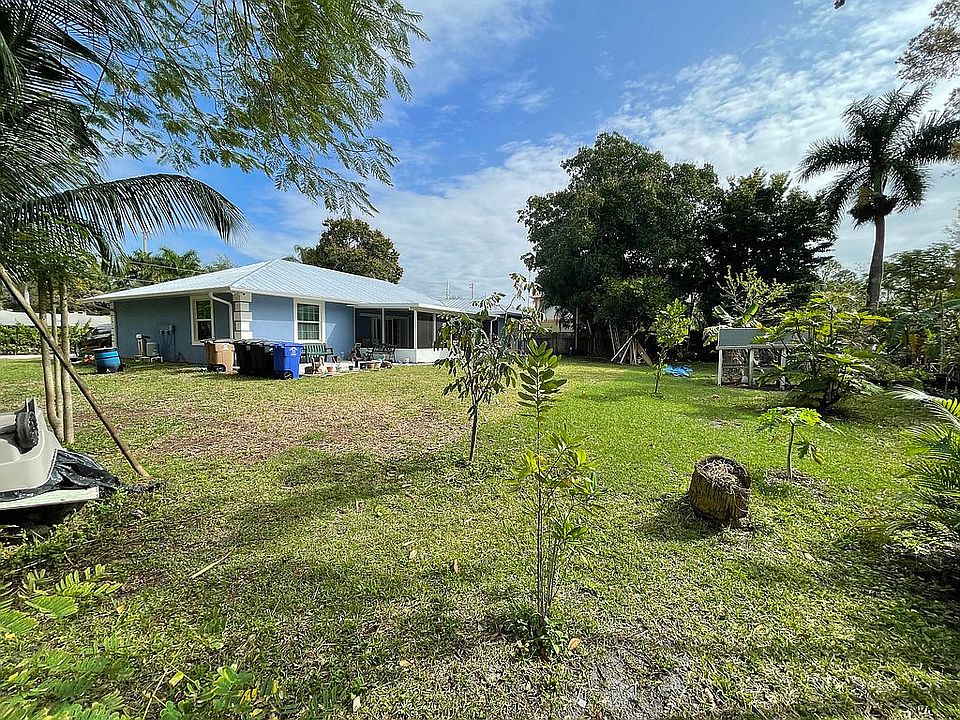 2nd image of 1672 Linhart Ave