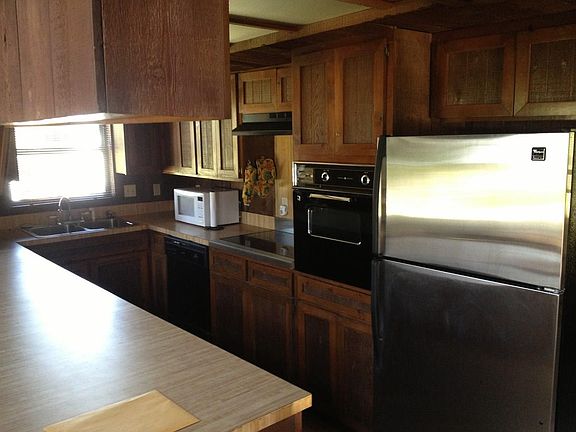 4th image of 9034 Olive St