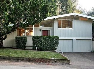 6442 Thornhill Dr, Oakland, CA 94611