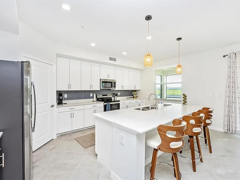 12640 Radiance Ct #101 — Photo 4