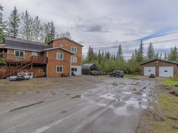 2510 Badger Rd, North Pole, AK 99705