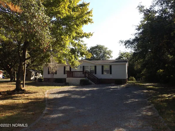 116 NE 65th St, Oak Island, NC 28465