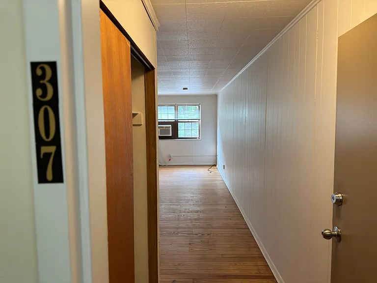 5424 Fifth Ave — Photo 73