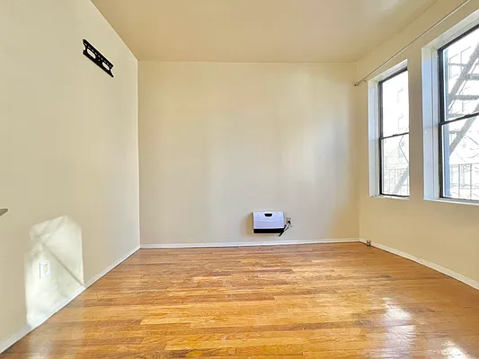 Rented by Doorway NYC, LLC | media 22