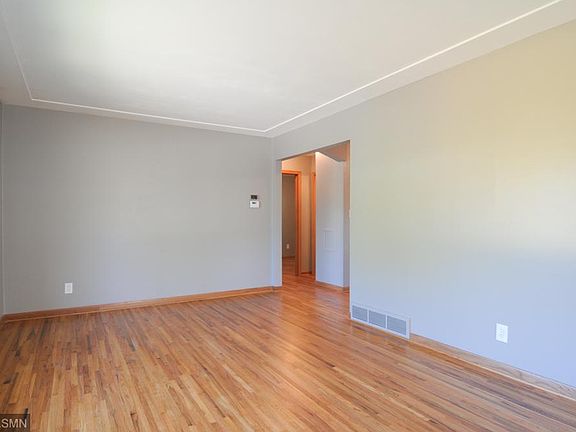 5th image of 1754 Wilson Ave