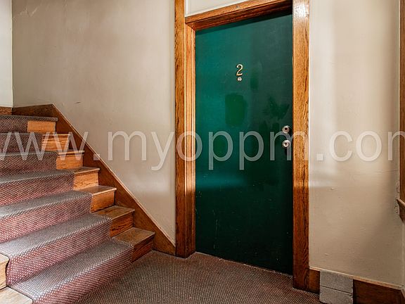 5th image of 911 Forest Ave #911/02