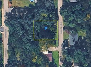 N2435 Phyllis Wheatly Dr, Burlington, WI 53105