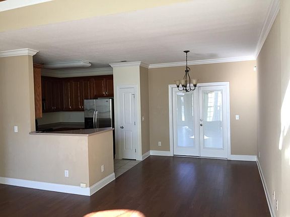 2nd image of 2854 Waterhaven Dr