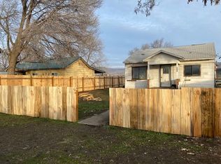 611 Jackson St, Omak, WA 98841