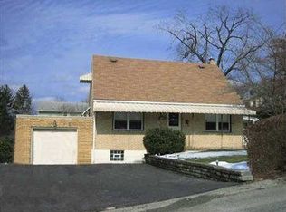 6764 N Barivista Dr, Verona, PA