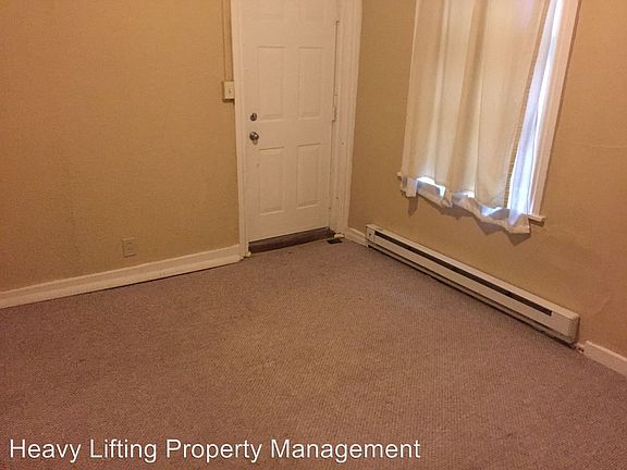 2nd image of 1015 Green St APT 2