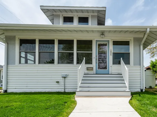 1804 S State St, Saint Joseph, MI 49085