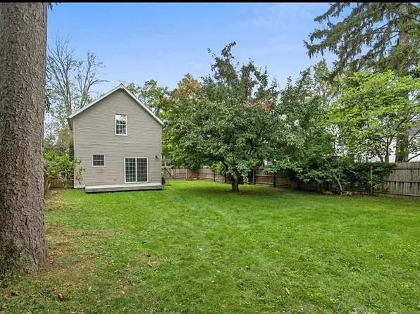 604 Greenwood Ave SE, East Grand Rapids, MI 49506