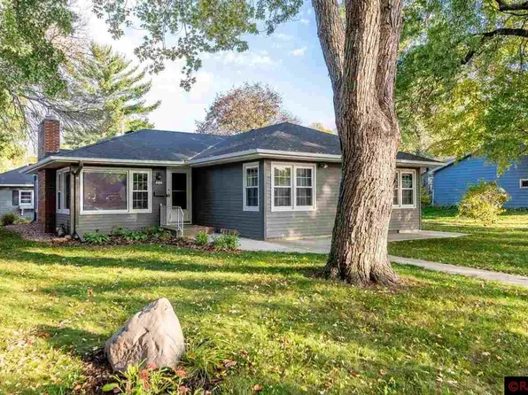 215 Hazel St, Mankato, MN 56001