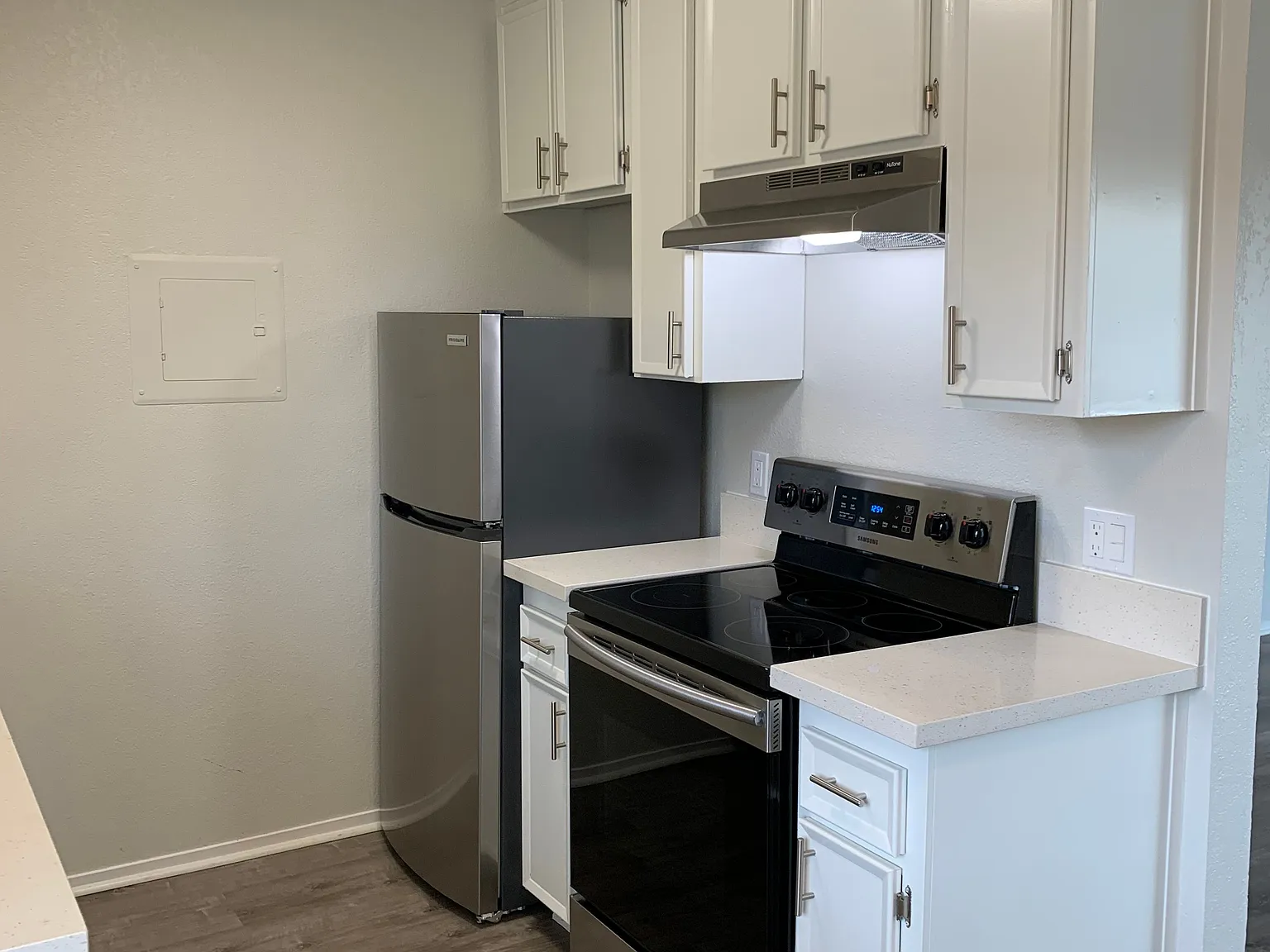 Fair Oaks Garden Apartments — Photo 2