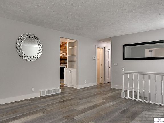 5th image of 12124 Erskine Cir