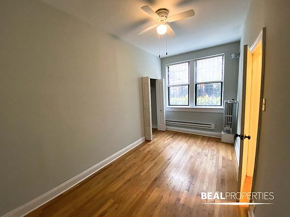 5th image of 4614 N Paulina St APT 106