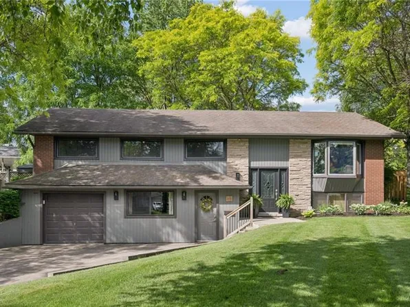 65 Gilmour Cres, Kitchener, ON N2M 4N5