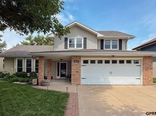 2702 Century Rd, Bellevue, NE 68123