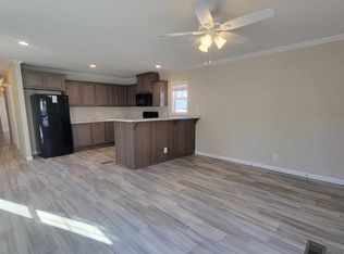 117 W Sourwood Dr, Browns Summit, NC 27214