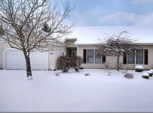 12180 Pheasant Run Cir #90, North Royalton, OH 44133