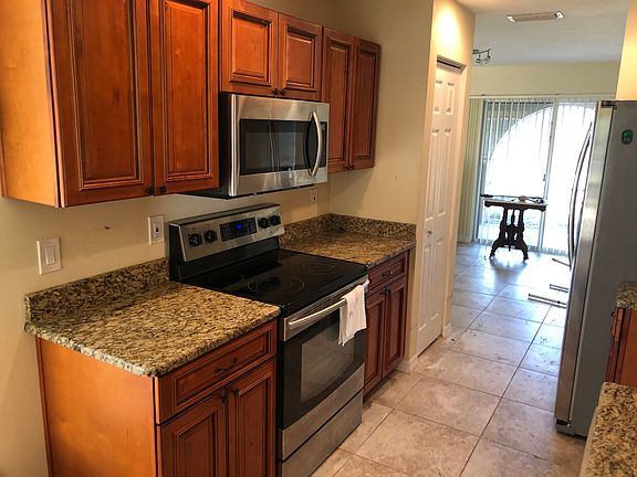 3rd image of 107 Rubens Dr