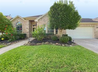 112 Forest Creek Dr, League City, TX 77573