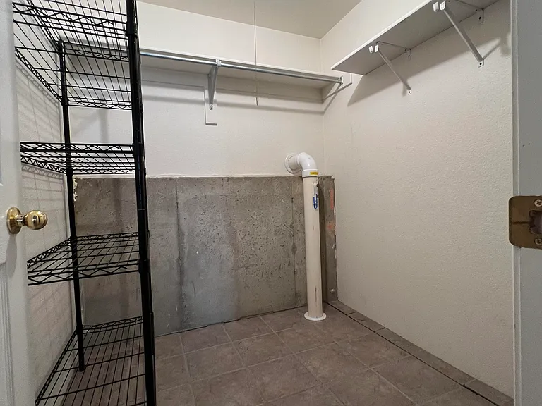 4953 Noble Park Pl — Photo 3