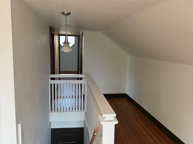4623 Palatine Ave N — Photo 21