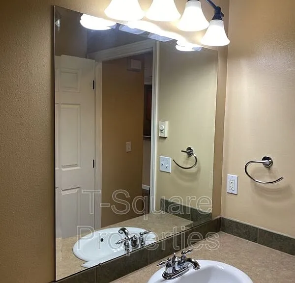 17917 95th Pl NE #203 — Photo 9