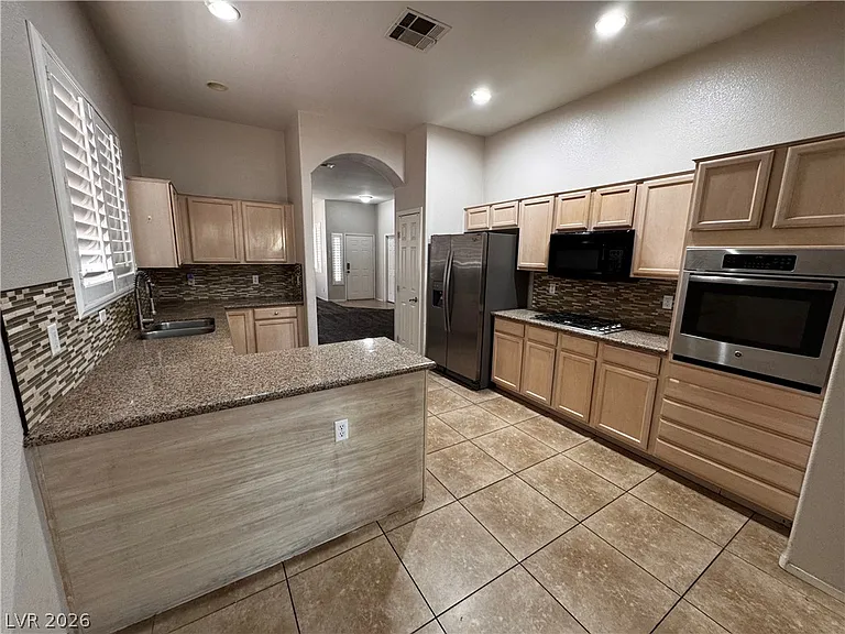 8324 Sedona Sunset Dr — Photo 3