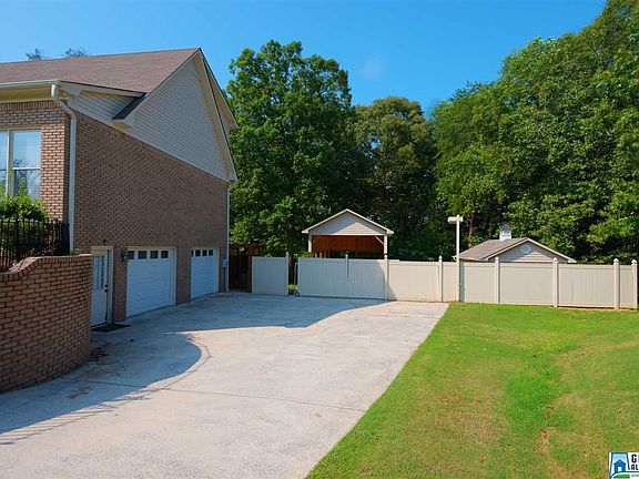 5th image of 6276 Hannah Dr