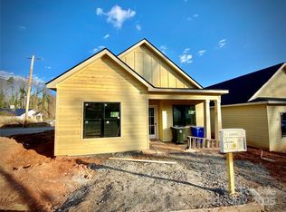 174 N Mitchell St, Rutherfordton, NC 28139