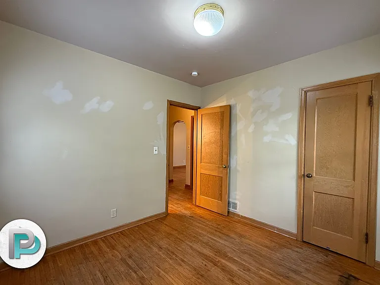 221 2nd St NE #3 — Photo 12