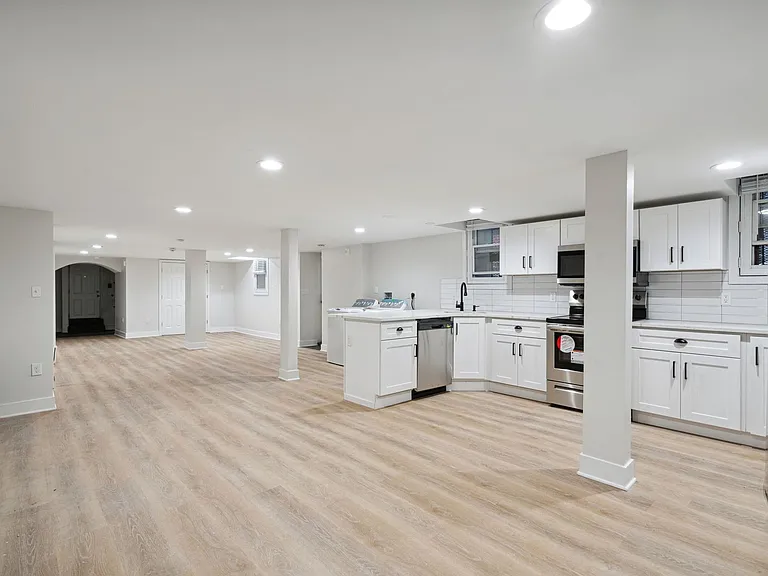 4815 Baltimore Ave — Photo 21