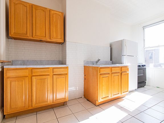 2nd image of 170 India St APT 3L