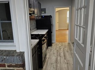 1 bed, 1.0 bath, $1,050, Washington, DC 20032