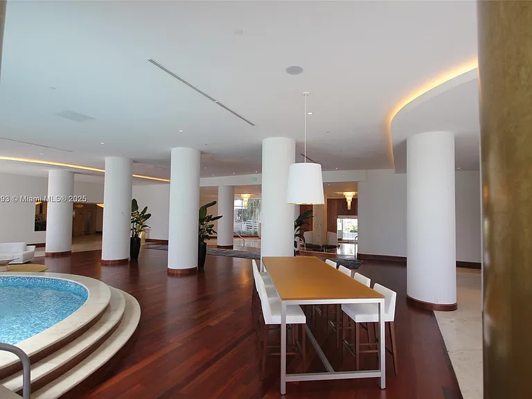 5151 Collins Ave #924 — Photo 48