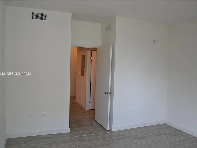 999 SW 1st Ave #3202 — Photo 7