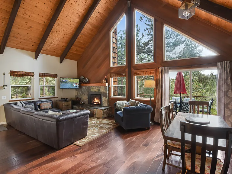678 Sunset Rd — Photo 8