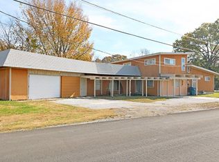 120 W Polk St, Coffeyville, KS 67337