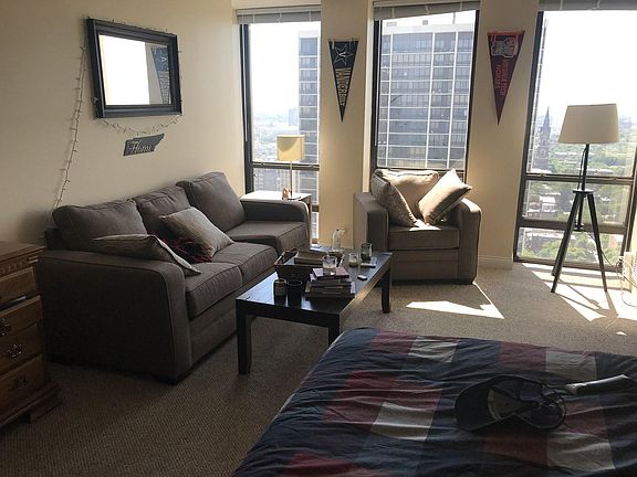 2nd image of 1660 N La Salle St #2804