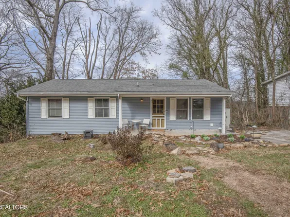 2249 Knollcrest Ln, Knoxville, TN 37920